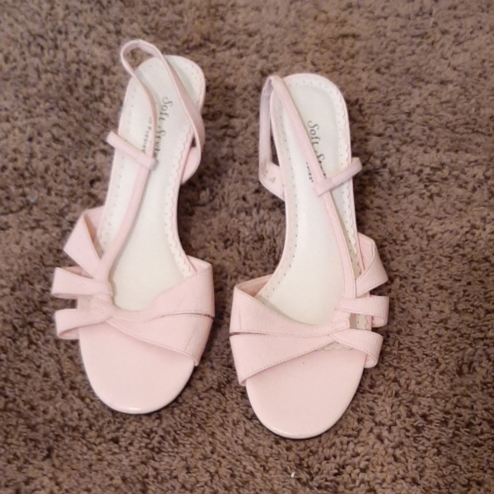 High heel sandal